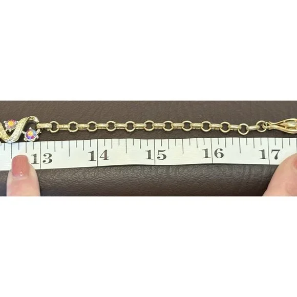 Gorgeous Vintage Signed Coro Gold Tone Red AB Rhinestone Leaf Choker Necklace - Picture 10 of 11